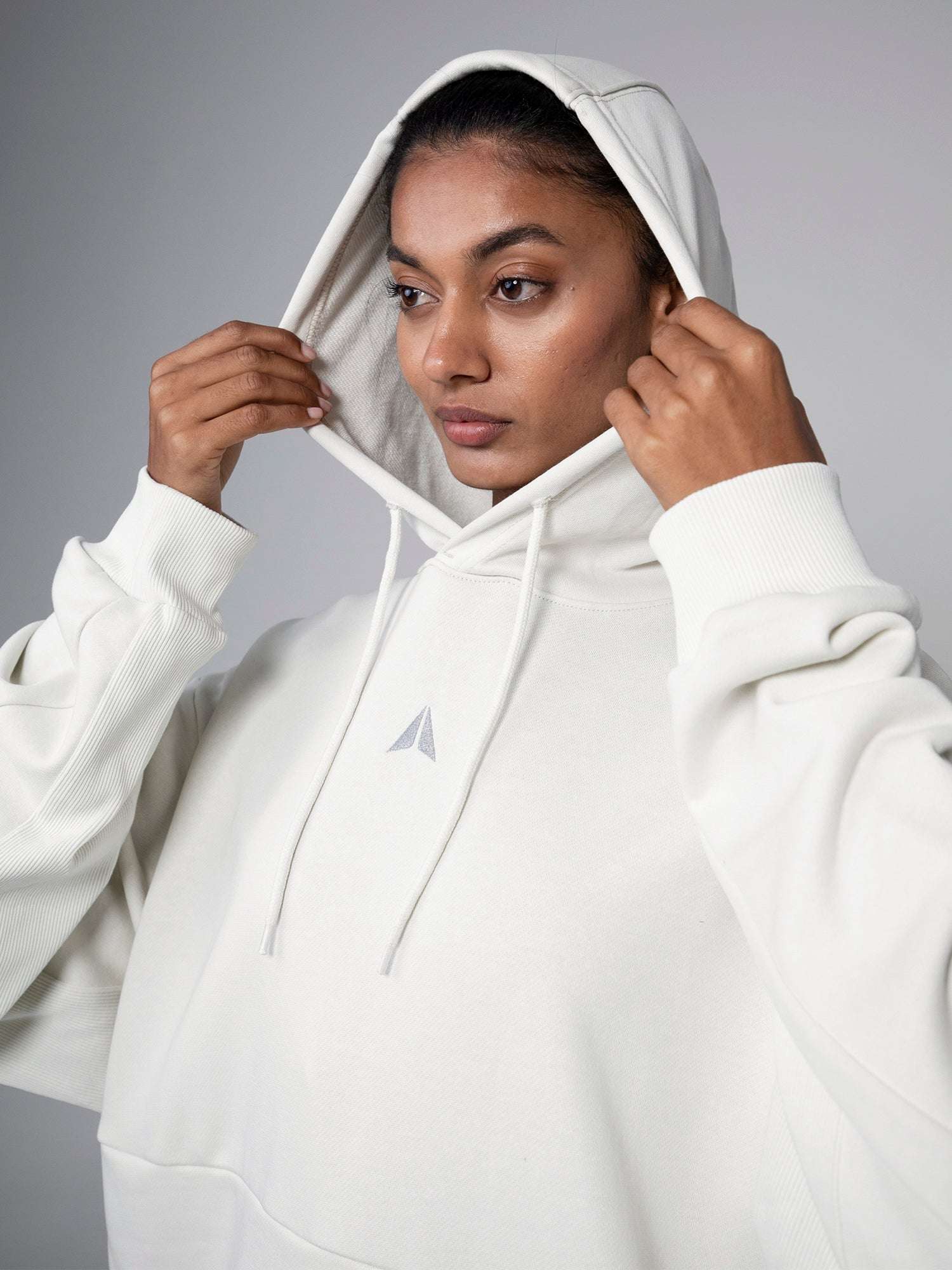 UNISEX SANTARO OVERSIZE HOODIE For Women - Aora Activewear Shop online in UAE