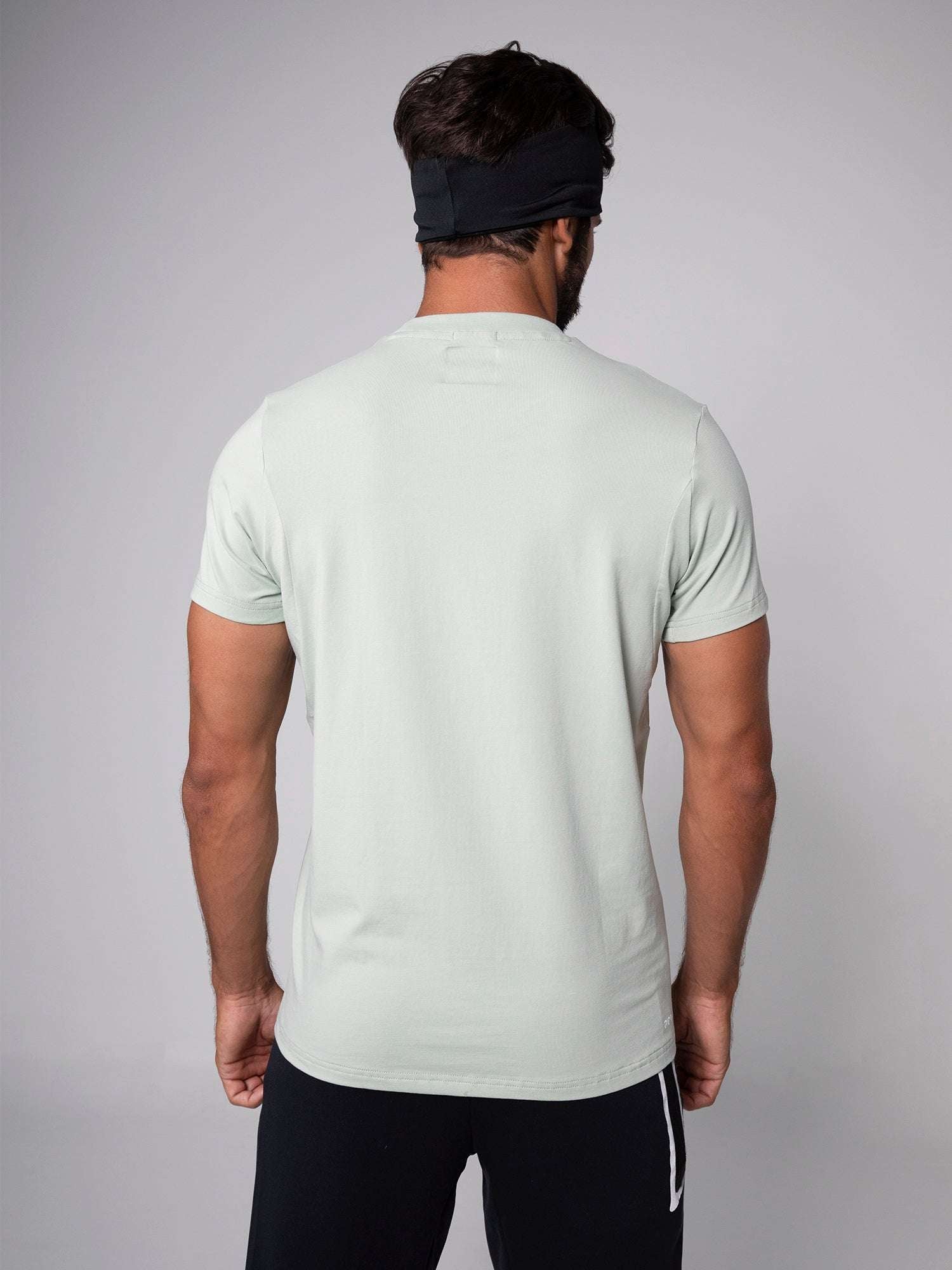 BASIC TRAINING TSHIRT For Men - Aora Athliesure Shop online in Dubai