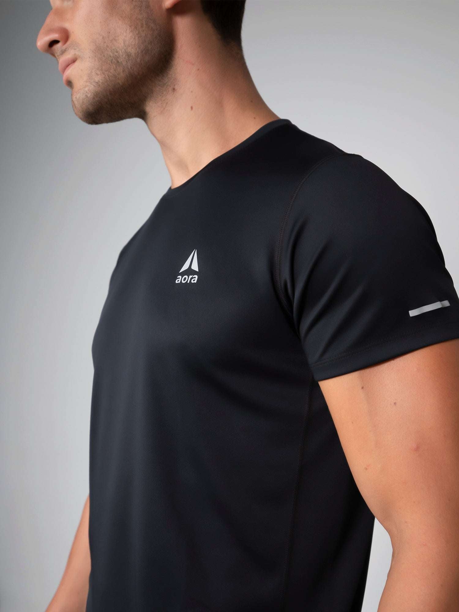 ULTRALIGHT MESH TEE For Men - Aora Athliesure Shop online in UAE
