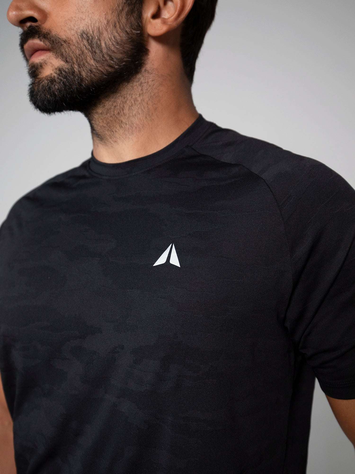 PERFORMANCE TSHIRT For Men - Aora Athliesure Shop online in Dubai