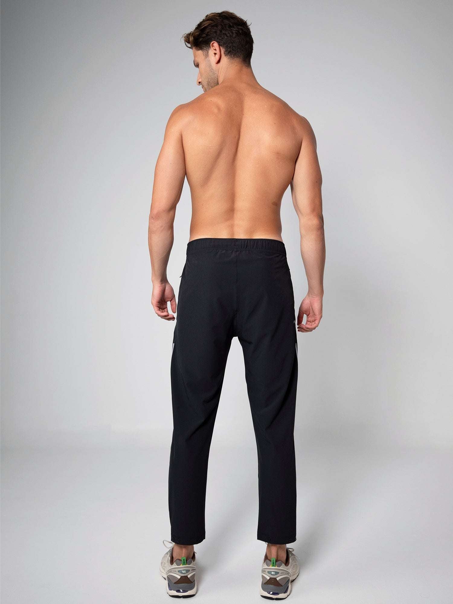 KANZAI TRACK PANT For Men - Aora Activewear Shop online in UAE